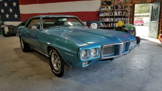 Pontiac Firebird 1969 image number 0