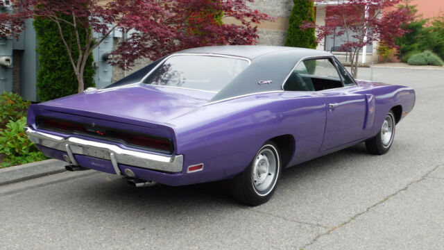 Dodge Charger 1970 image number 28