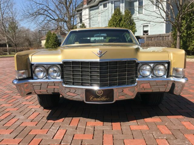 Cadillac DeVille 1969 image number 28