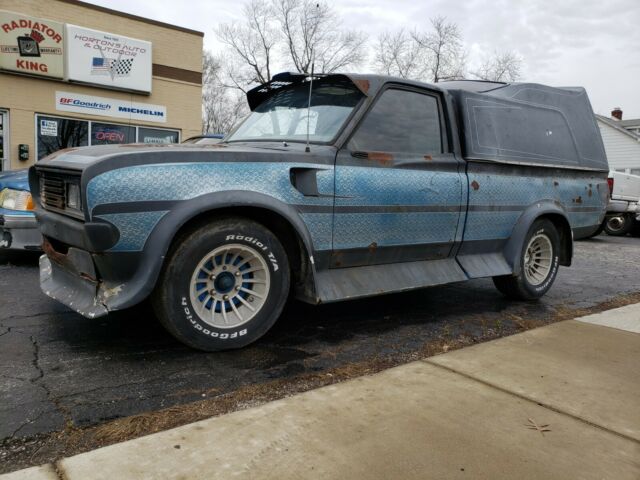 Datsun Pickup 1976 image number 0