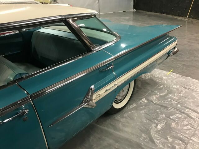 Chevrolet Impala 1960 image number 10