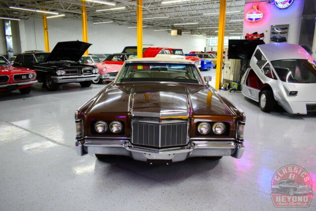 Lincoln Mark III 1971 image number 11