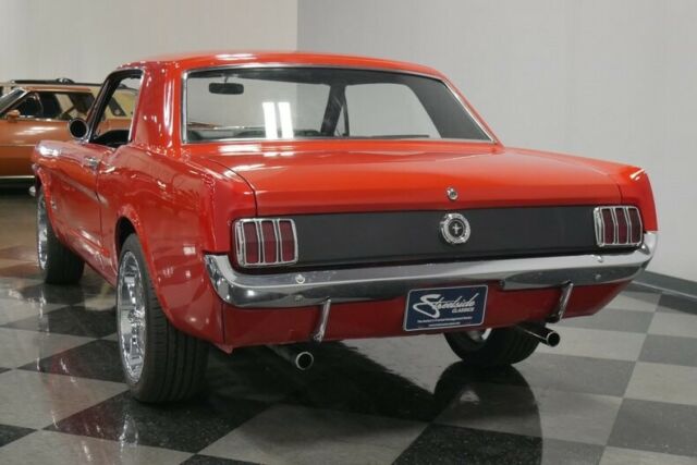 Ford Mustang 1965 image number 10