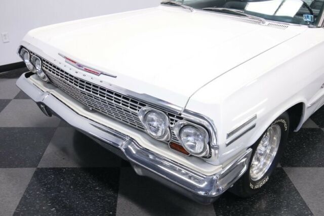 Chevrolet Impala 1963 image number 22