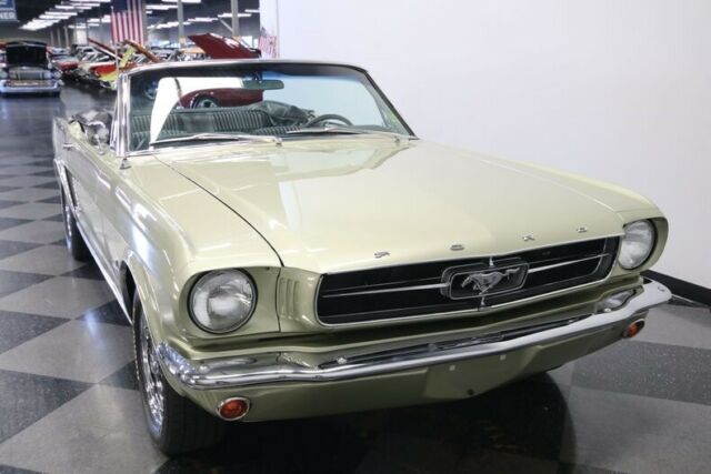 Ford Mustang 1965 image number 18