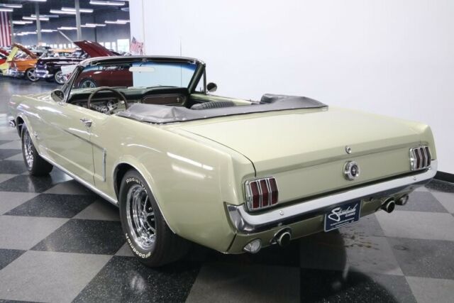 Ford Mustang 1965 image number 33