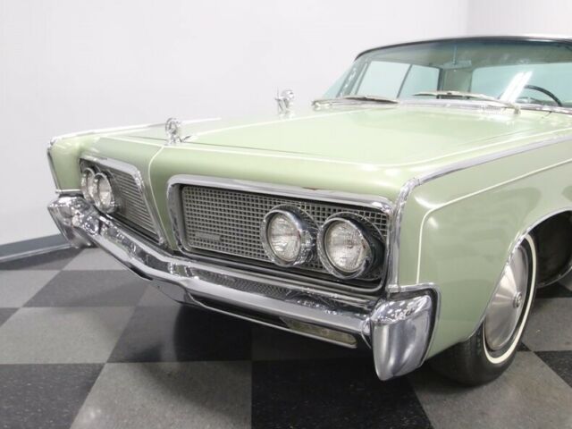 Chrysler Imperial 1964 image number 10