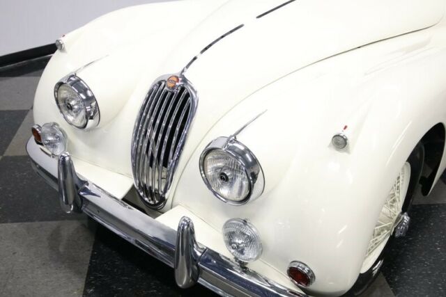 Jaguar XK 1956 image number 22