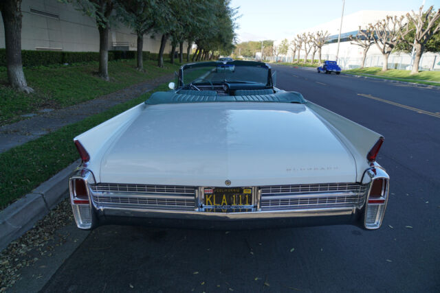 Cadillac Eldorado 1963 image number 31