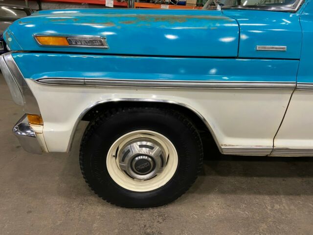 Ford F-250 1971 image number 13