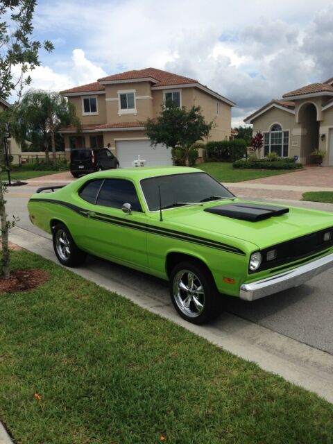 Plymouth Duster 1970 image number 22