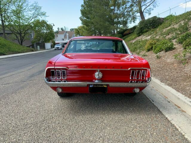 Ford Mustang 1967 image number 15