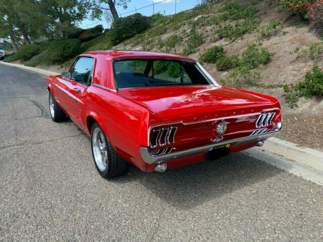 Ford Mustang 1967 image number 2