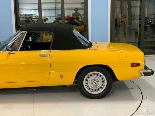 Alfa Romeo 1300 Spider 1974 image number 38