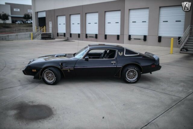 Pontiac Firebird 1979 image number 32