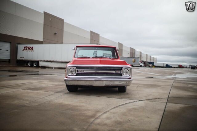 Chevrolet C-10 1970 image number 2