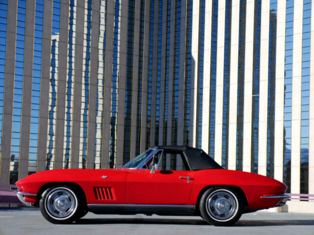 Chevrolet Corvette 1967 image number 25