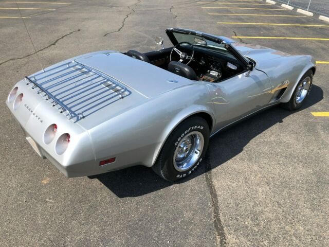 Chevrolet Corvette 1974 image number 6