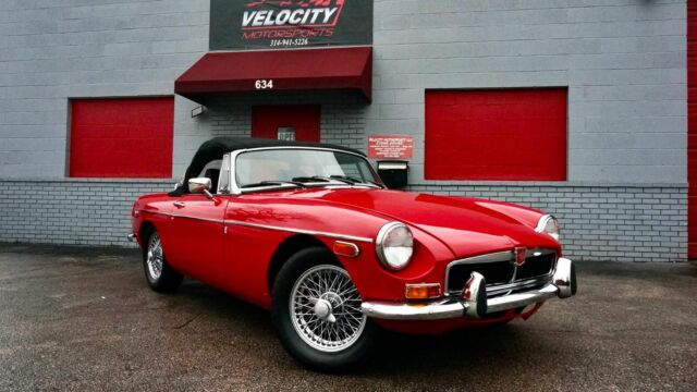 MG MGB 1976 image number 17