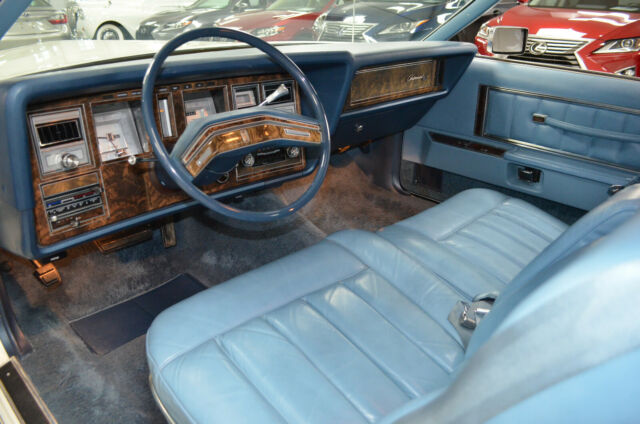 Lincoln Continental 1979 image number 28