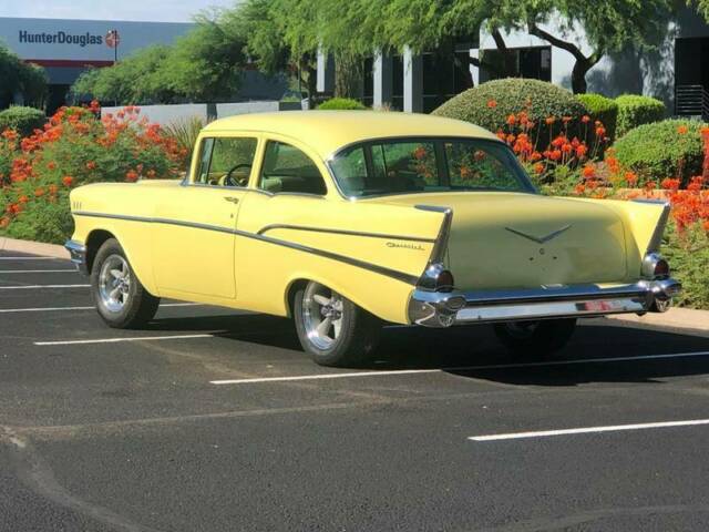 Chevrolet Bel Air/150/210 1957 image number 32