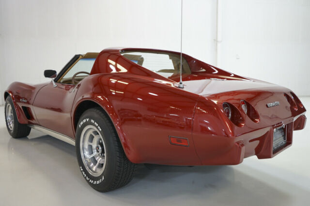 Chevrolet Corvette 1976 image number 29