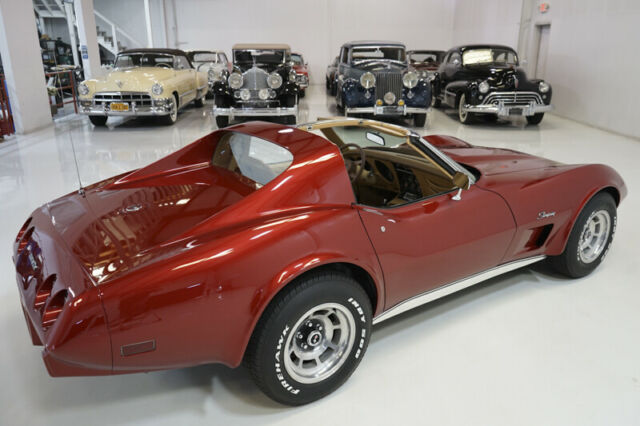 Chevrolet Corvette 1976 image number 32