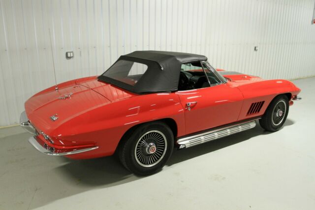 Chevrolet Corvette 1967 image number 22