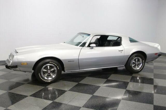 Pontiac Firebird 1975 image number 6