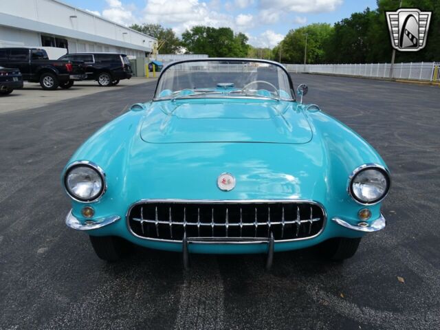 Chevrolet Corvette 1957 image number 21