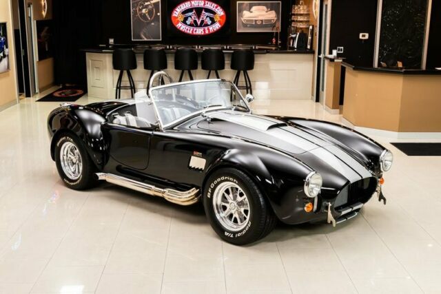 Shelby Cobra 1965 image number 31