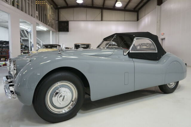 Jaguar XK 1952 image number 33