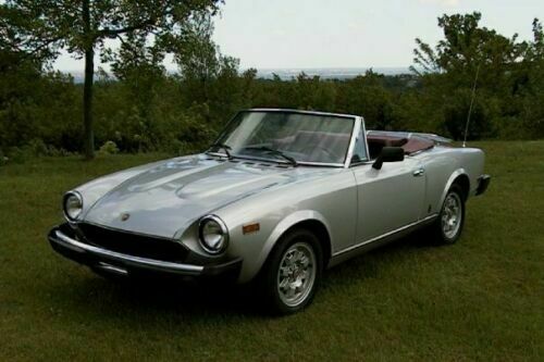 Fiat 124 Spider 1979 image number 19