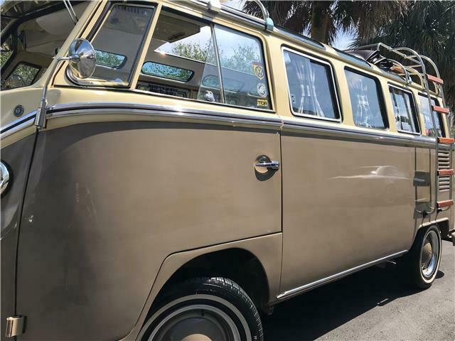 Volkswagen Bus/Vanagon 1974 image number 15