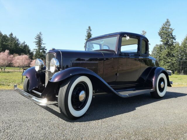 Ford 5 WINDOW COUPE 1932 image number 13