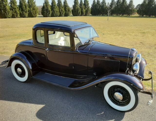 Ford 5 WINDOW COUPE 1932 image number 27