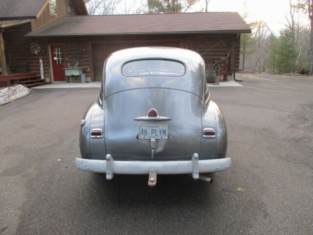 Plymouth Sedan 1948 image number 31