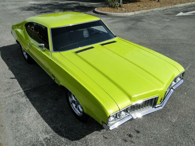 Oldsmobile Cutlass 1970 image number 17