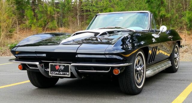 Chevrolet Corvette 1965 image number 0