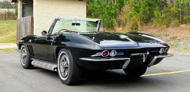 Chevrolet Corvette 1965 image number 11