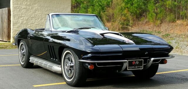 Chevrolet Corvette 1965 image number 27