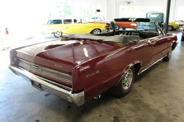 Pontiac GTO 1964 image number 6