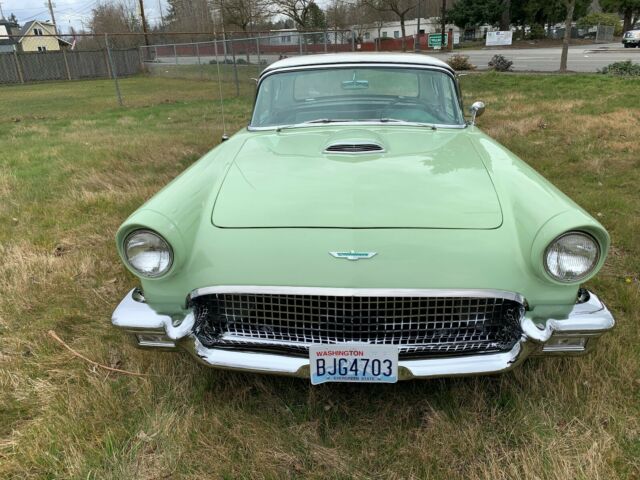 Ford Thunderbird 1957 image number 28