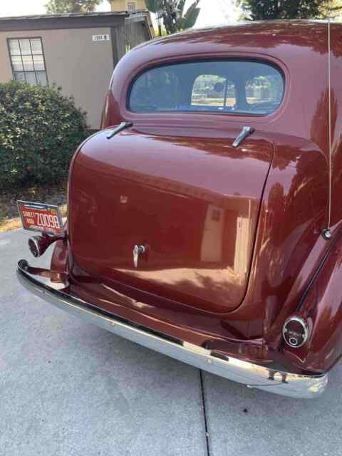 Chevrolet Master Deluxe 1936 image number 1