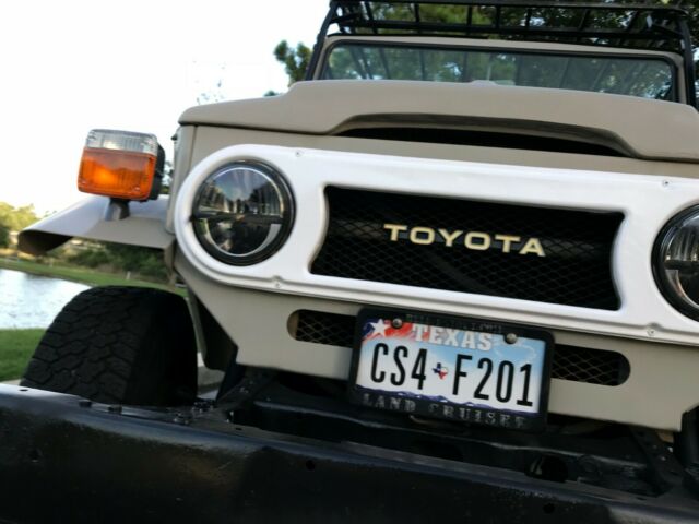 Toyota Land Cruiser 1978 image number 1