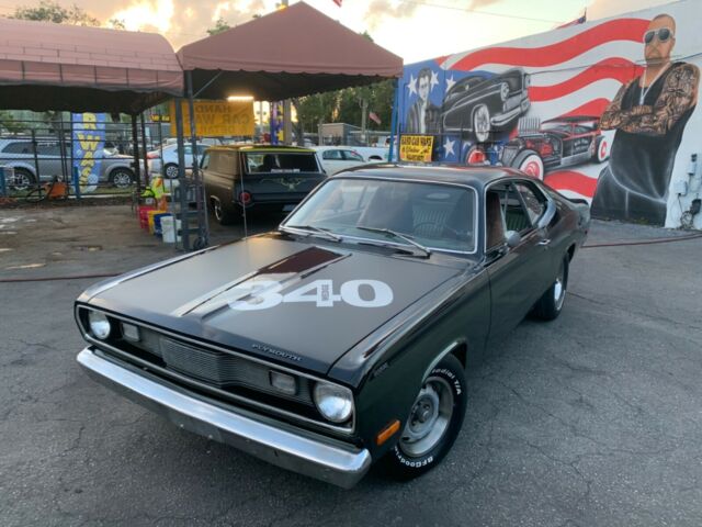 Plymouth Duster 1972 image number 45