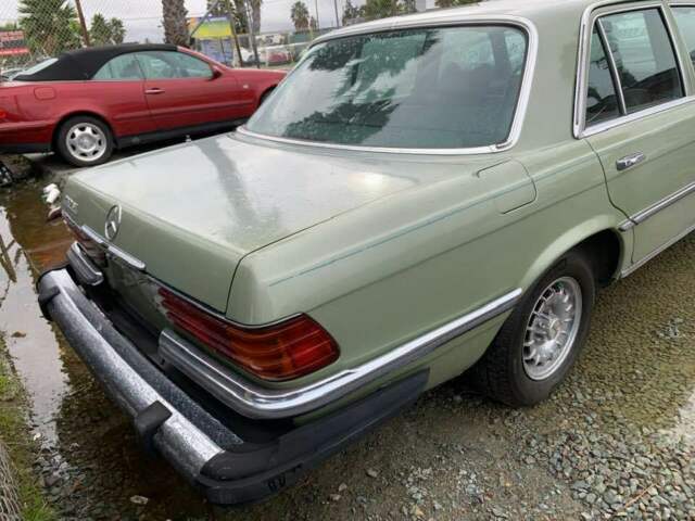 Mercedes-Benz S-Class 1978 image number 34