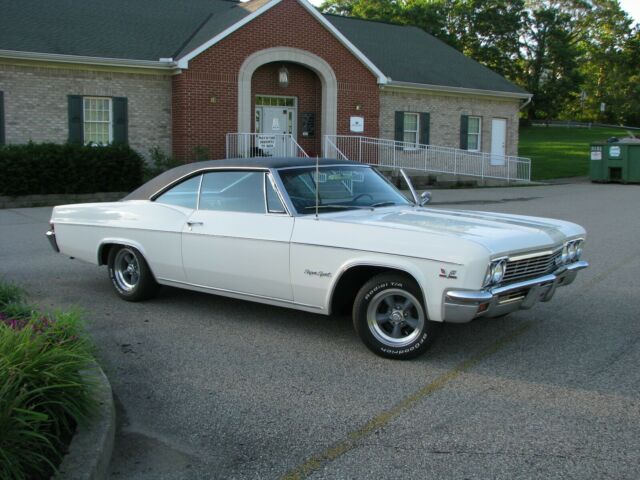 Chevrolet Impala 1966 image number 9