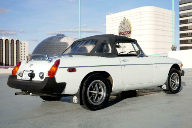 MG MGB 1978 image number 31