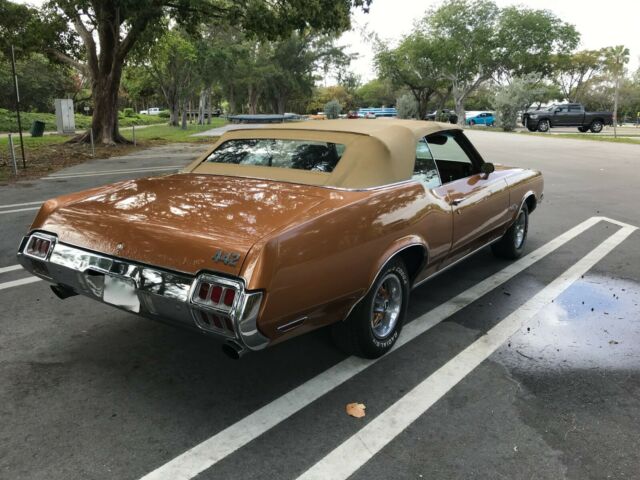 Oldsmobile 442 1972 image number 29